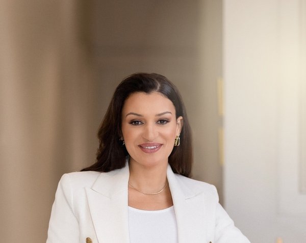 Cíntia, founder and manicurist at Lush Atelier