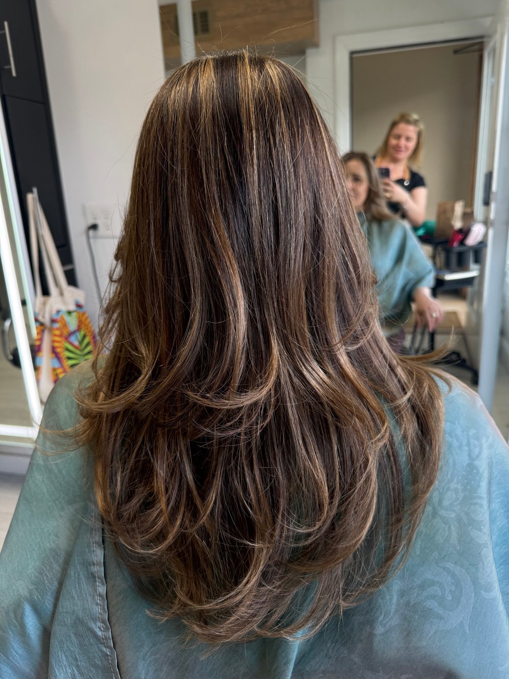 Chestnut caramel gloss — Lush Atelier Beauty Salon